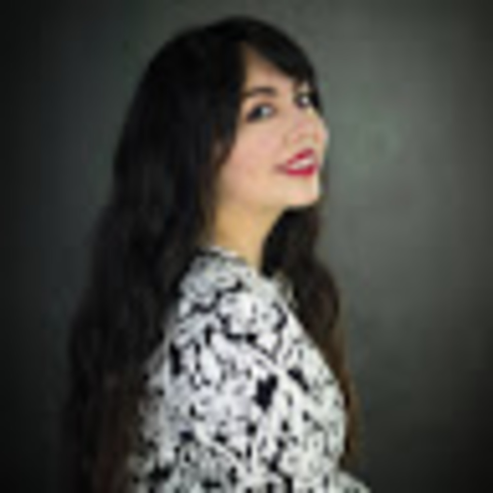 Meet your Posher, Eva